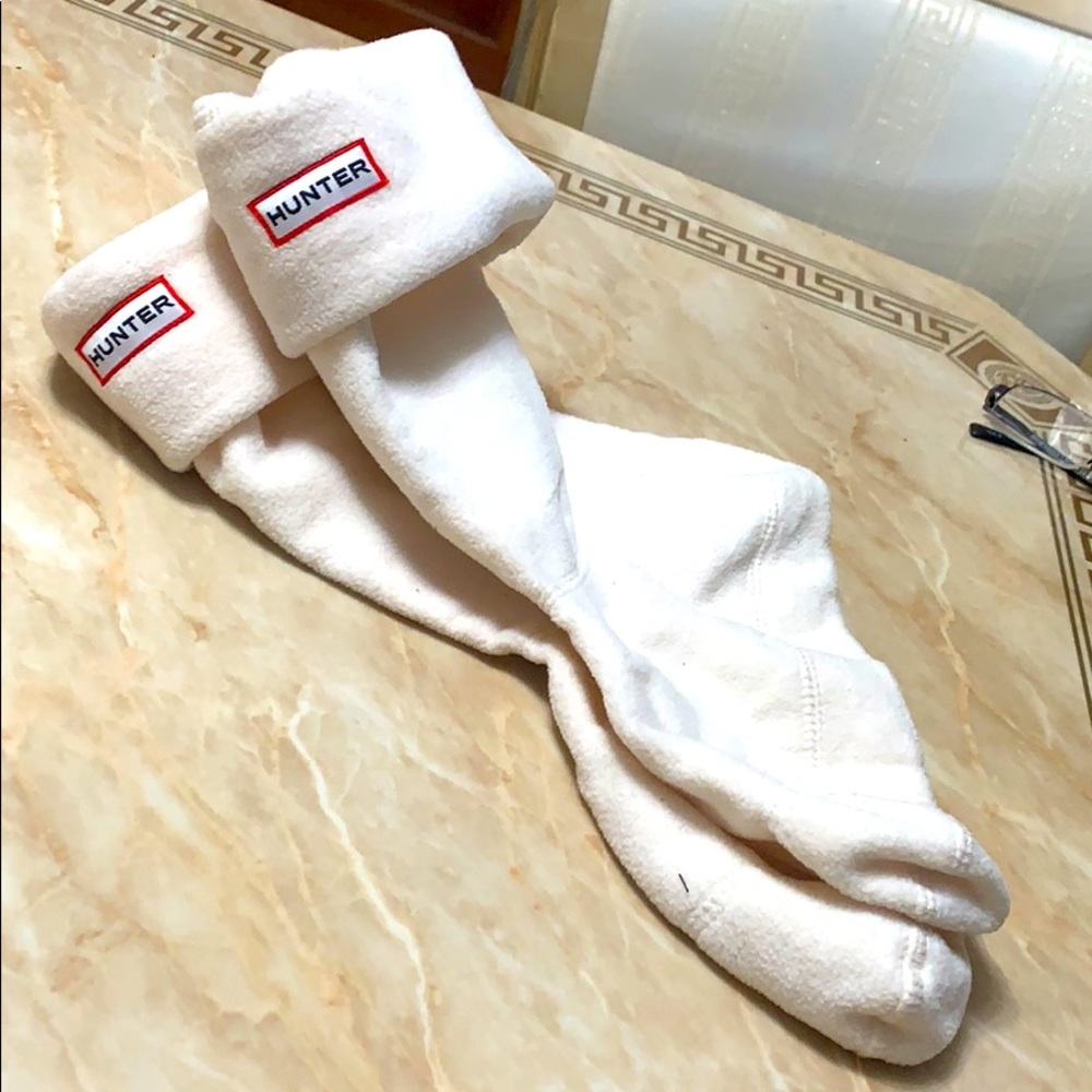 Hunter Size M - image 1